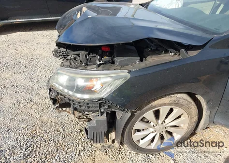 2015 Honda Accord Ex-L V-6 z USA, uszkodzony, nr VIN 1HGCR3F85FA022954